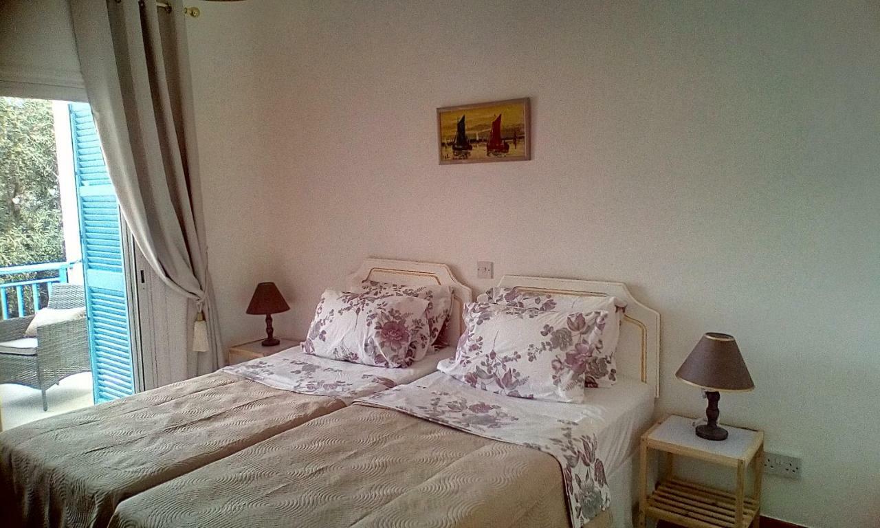 Appartement Limnaria West Park à Paphos Extérieur photo