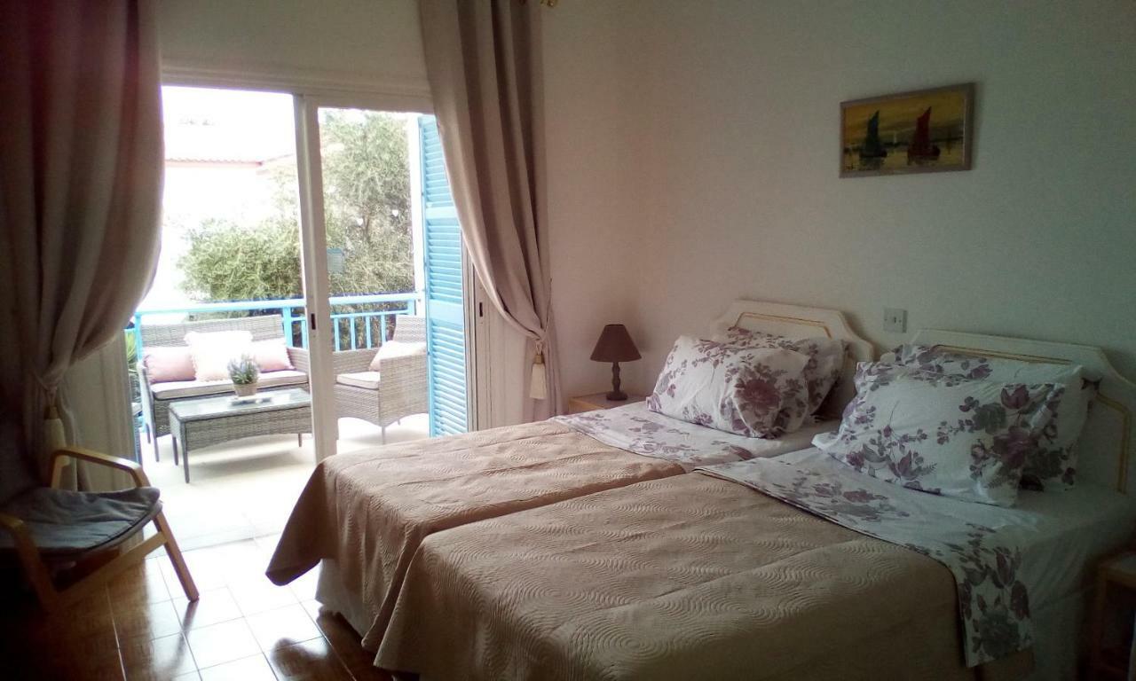 Appartement Limnaria West Park à Paphos Extérieur photo